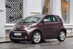 Toyota iQ 2011 года